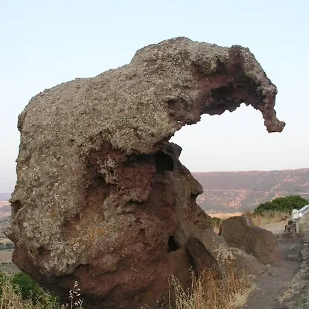 Casa Gallinelle Sarde 카스텔사르도