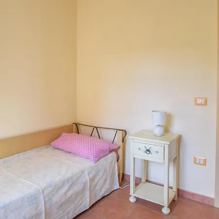 Casa Gallinelle Sarde * 卡斯特尔萨多